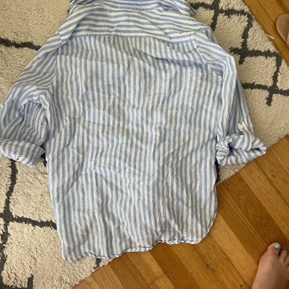 aritzia striped button down - Picture 4 of 4